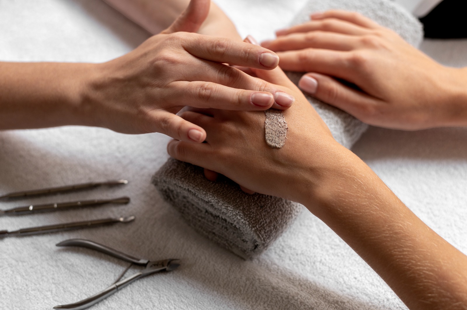 Divo Manicure & Pedicure